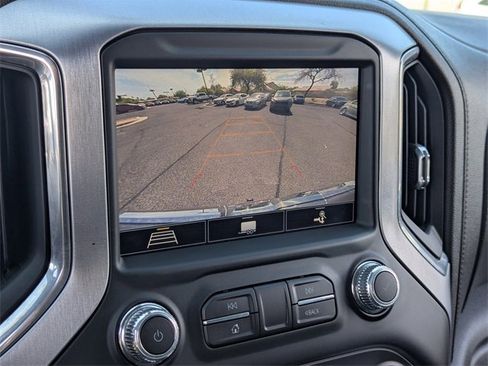Used 2020 GMC Sierra 1500 SLT image 29