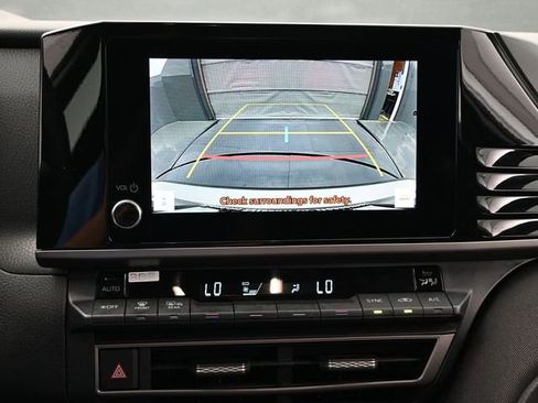 Used 2025 Toyota Camry LE FWD image 24