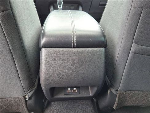 Used 2024 Nissan Altima 2.5 SV w/ SV Premium Package FWD image 18