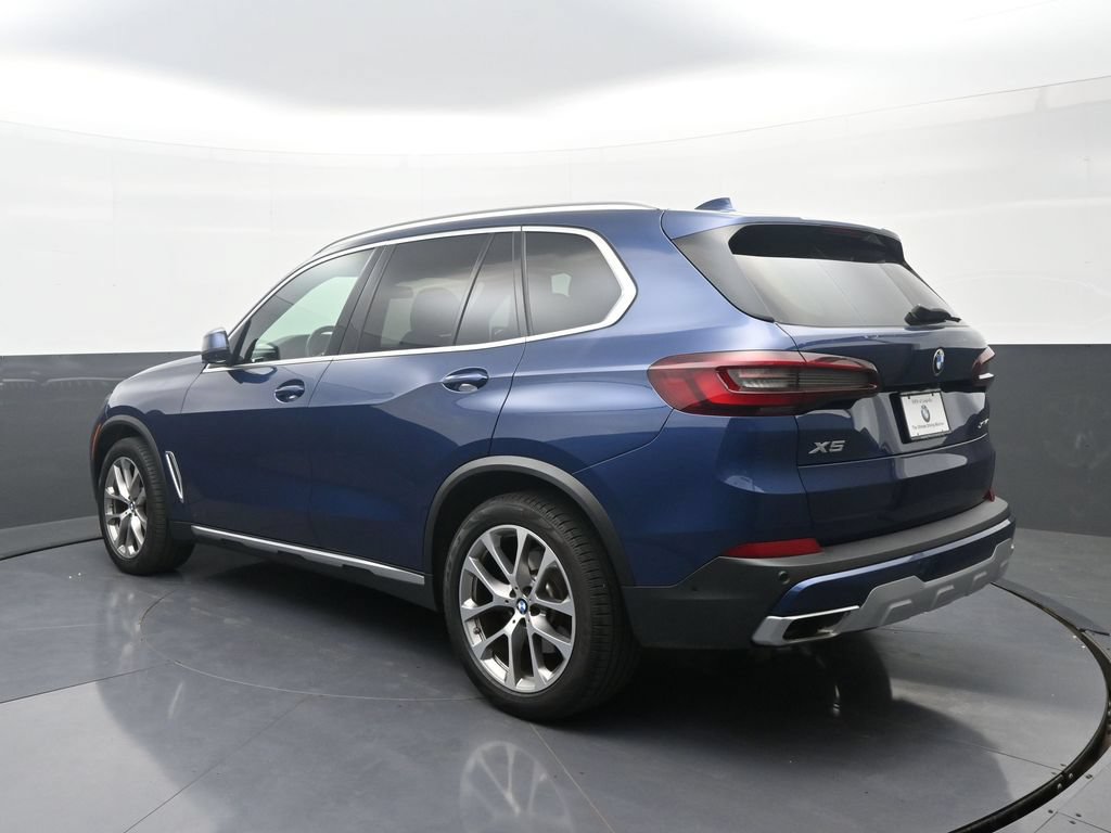 Used 2022 BMW X5 xDrive40i w/ Premium Package AWD/4WD image 5