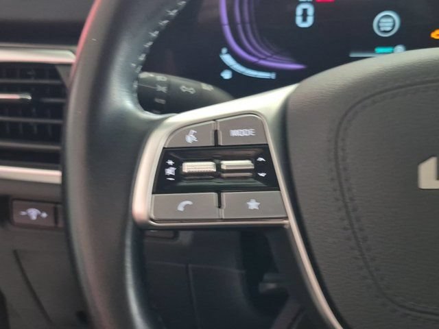 Used 2025 Kia Telluride S FWD image 21