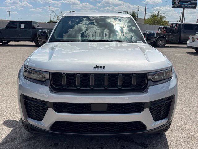 Certified 2026 Jeep Grand Cherokee L 2WD image 2