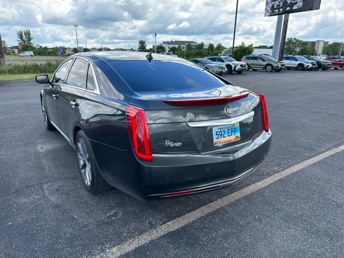 Used 2013 Cadillac XTS FWD image 3