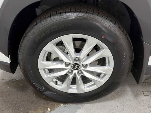 New 2026 Toyota Corolla Cross LE AWD/4WD image 10