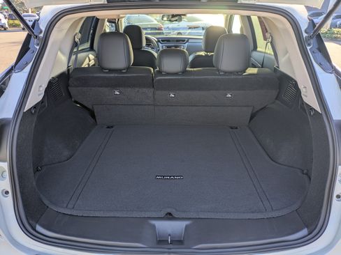 Certified 2024 Nissan Murano SV image 13