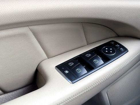 Used 2018 Mercedes-Benz CLS 550 CLS550 image 28