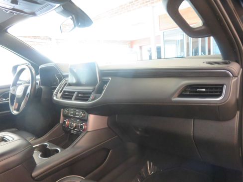 Used 2021 GMC Yukon XL SLT RWD image 32