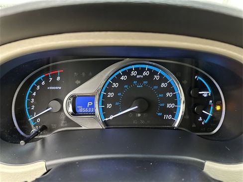 Used 2011 Toyota Sienna XLE w/ Premium Pkg image 15