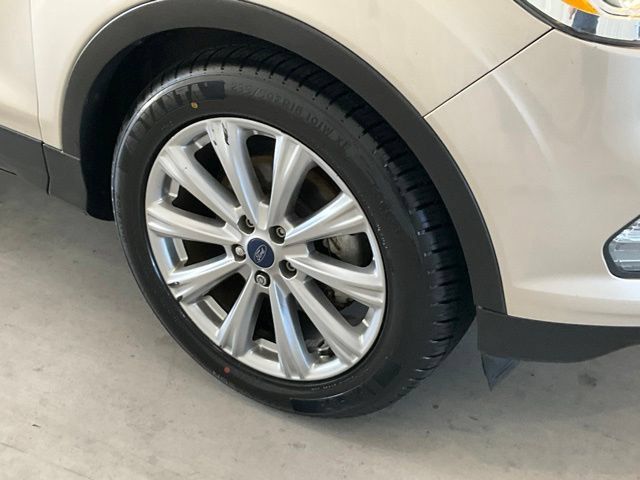 Used 2017 Ford Escape Titanium FWD image 26