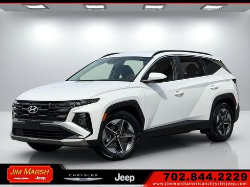 Used 2025 Hyundai Tucson SEL FWD image 1