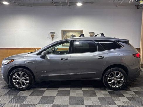 Used 2020 Buick Enclave Avenir FWD image 2
