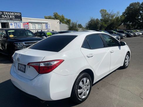Used 2014 Toyota Corolla L image 9