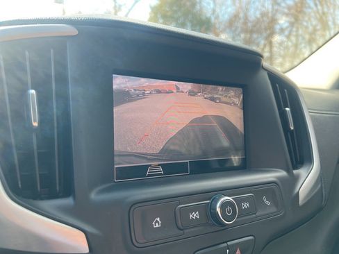 Used 2022 GMC Terrain SLE w/ Driver Convenience Package image 24