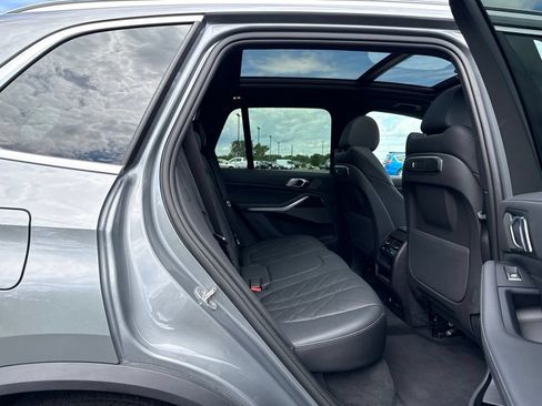 Used 2026 BMW X5 xDrive40i AWD/4WD image 13