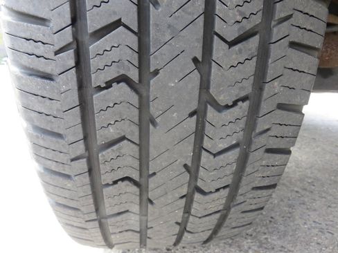 Used 2012 Jeep Liberty Limited AWD/4WD image 32