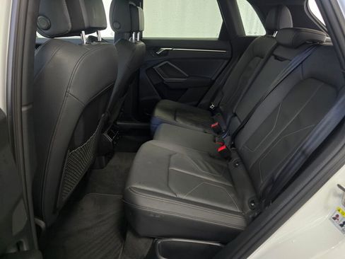 Certified 2025 Audi Q3 2.0T Premium w/ Convenience Package image 19