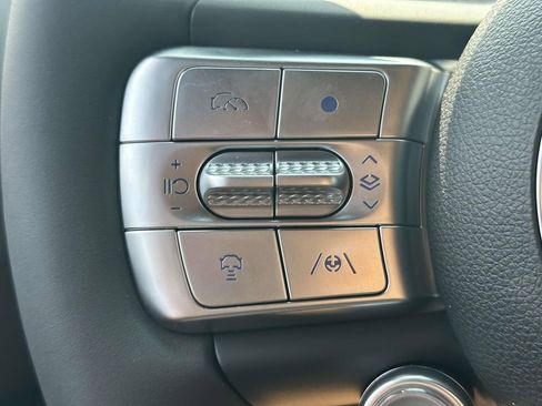 New 2025 Genesis GV60 Advanced AWD/4WD image 18