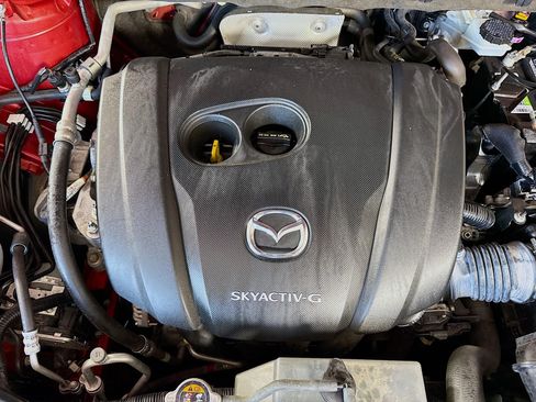 Used 2020 MAZDA CX-5 Touring FWD image 39
