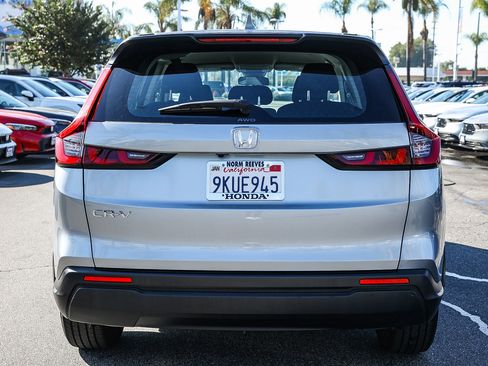 Used 2024 Honda CR-V LX image 9