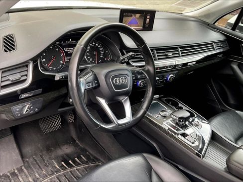 Used 2017 Audi Q7 3.0T Premium Plus w/ Premium Plus Package image 14