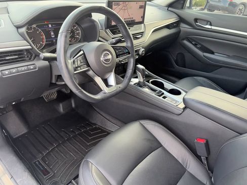 Used 2024 Nissan Altima 2.5 SL AWD/4WD image 8