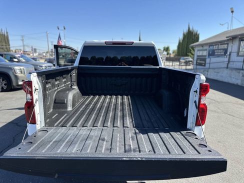 Used 2022 Chevrolet Silverado 1500 Custom Trail Boss AWD/4WD image 21