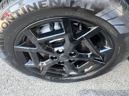 Certified 2025 Kia Carnival SX w/ SX Dark Edition Package FWD image 40