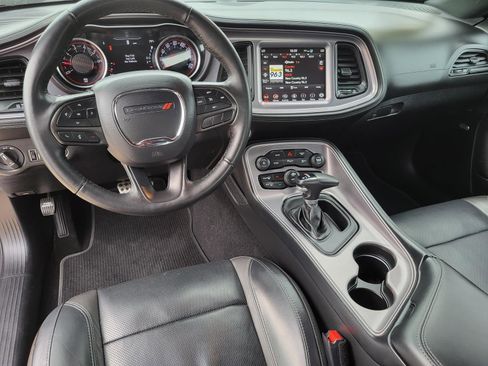 Used 2023 Dodge Challenger SXT w/ Plus Package RWD image 2