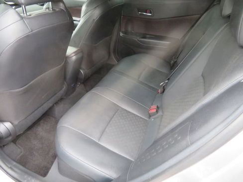 Used 2019 Toyota C-HR Limited FWD image 18