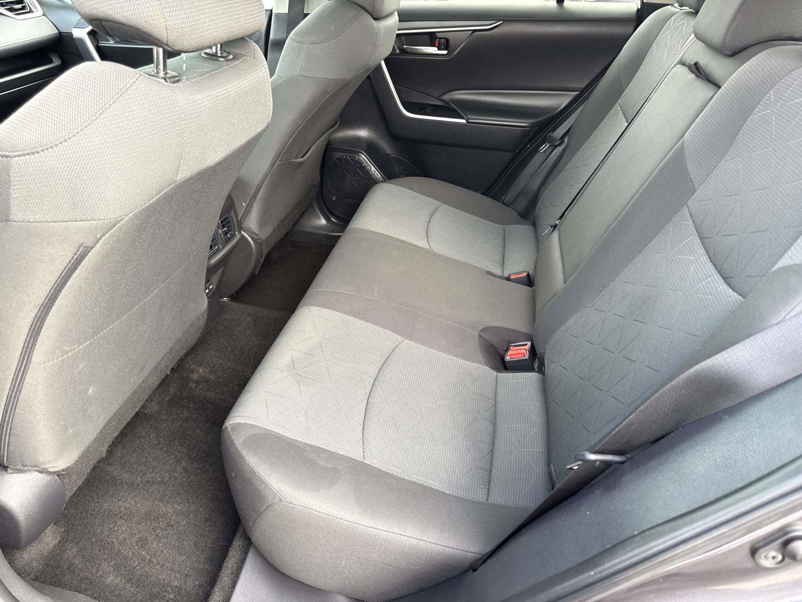 Used 2024 Toyota RAV4 XLE FWD image 16