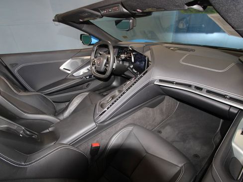 Used 2023 Chevrolet Corvette Stingray Preferred Conv w/ Battery Protection Package image 26