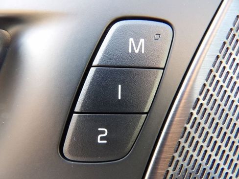 New 2026 Volvo XC60 B5 Ultra w/ Protection Package Premier image 11