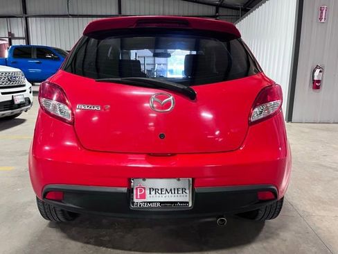 Used 2013 MAZDA MAZDA2 Touring FWD image 4