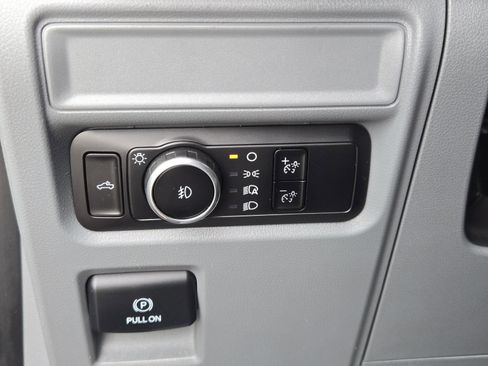 Used 2023 Ford F150 XLT image 21