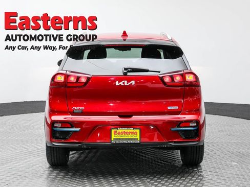 Used 2022 Kia Niro EX w/ Cold Weather Package image 6