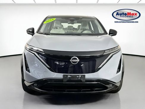 Used 2024 Nissan Ariya AWD image 7