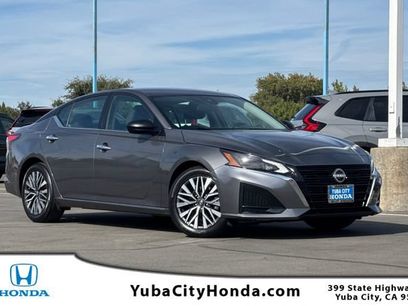 Used 2024 Nissan Altima 2.5 SV