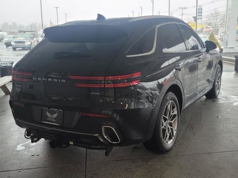 Used 2022 Genesis GV70 2.5T w/ Advanced Package image 7