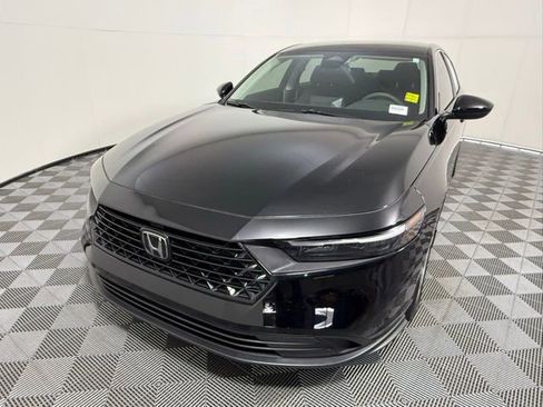 Used 2023 Honda Accord LX image 2
