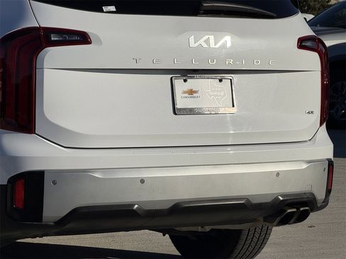 Used 2024 Kia Telluride S w/ S Sunroof Package image 6