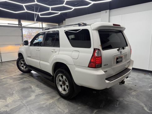 Used 2006 Toyota 4Runner Limited image 3