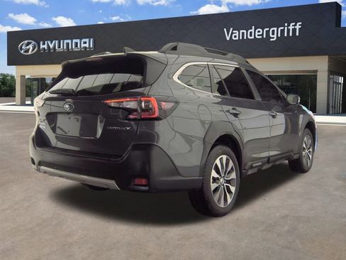 Used 2025 Subaru Outback Limited image 4