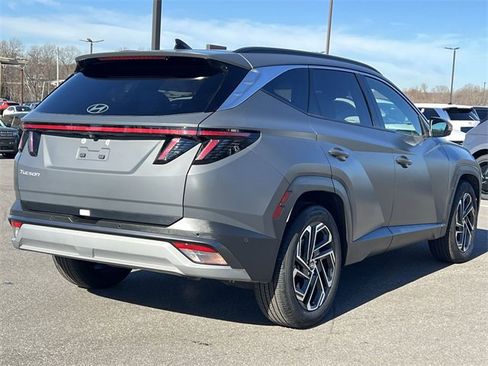 Certified 2025 Hyundai Tucson Limited image 40