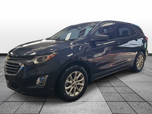 Used 2018 Chevrolet Equinox LS image 1