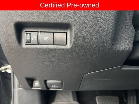 Certified 2025 Toyota RAV4 LE AWD/4WD image 18