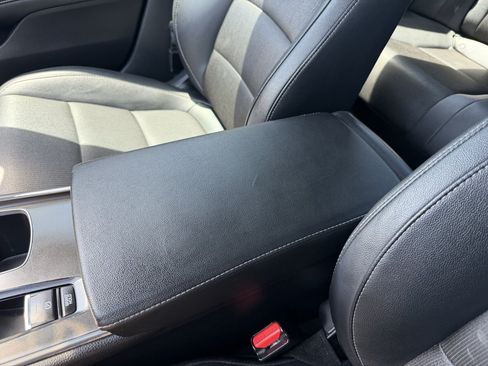 Used 2020 Honda Accord Sport image 29