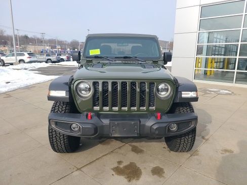Used 2021 Jeep Gladiator Rubicon w/ Cold Weather Group image 2