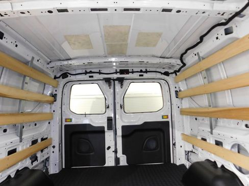 Used 2024 Ford Transit 250 Low Roof AWD w/ Exterior Upgrade Package image 49