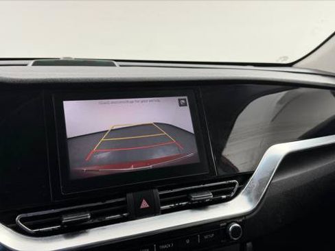 Used 2022 Kia Niro EX w/ Cold Weather Package FWD image 30