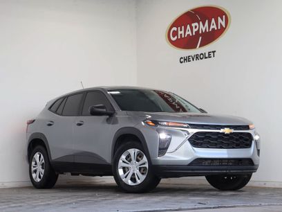 Used 2025 Chevrolet Trax LS